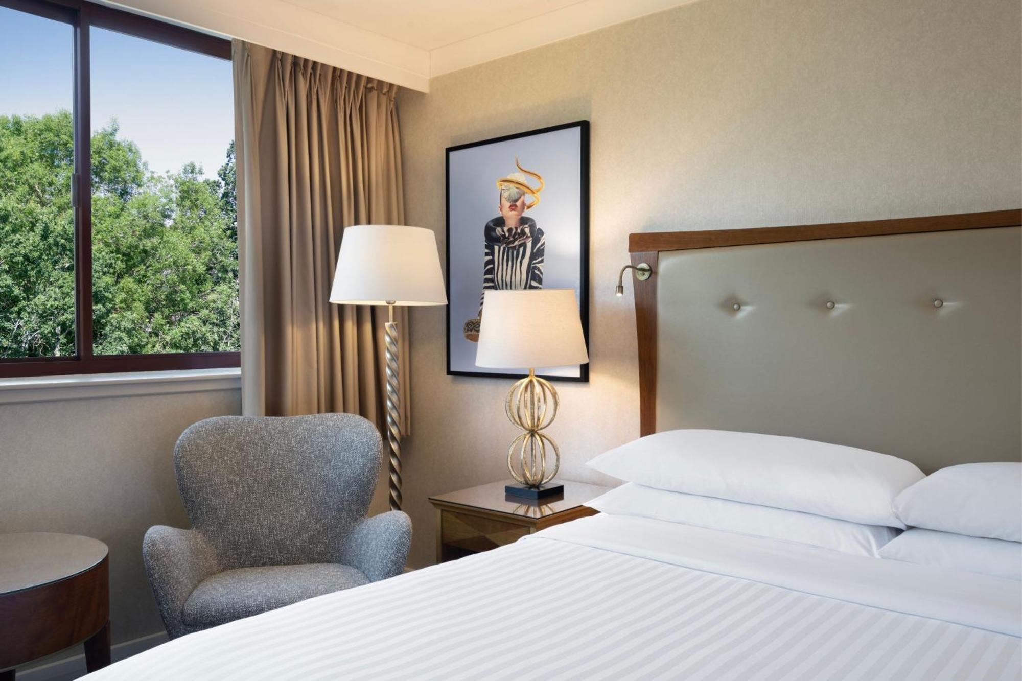 Delta Hotels By Marriott Swindon Extérieur photo